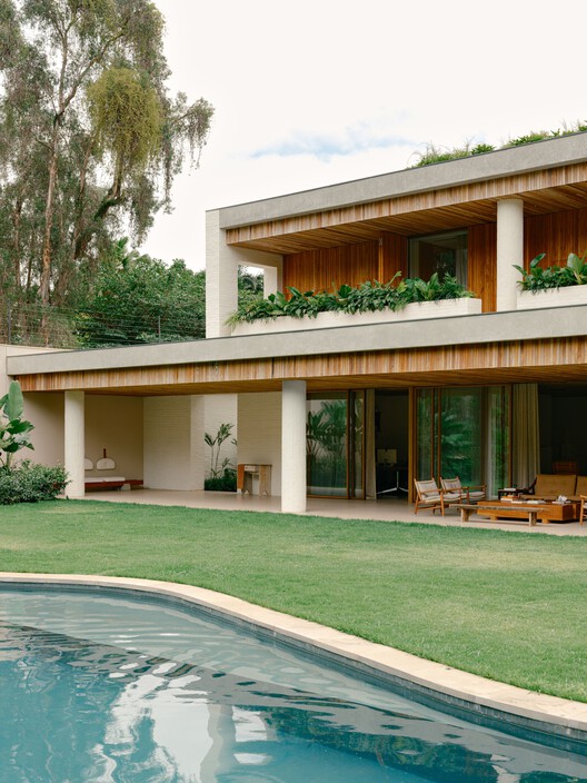 Jacarezinho II House / Felipe Hess Arquitetos Jacarezinho II House / Felipe Hess Arquitetos - Exterior Photography, Garden, Balcony