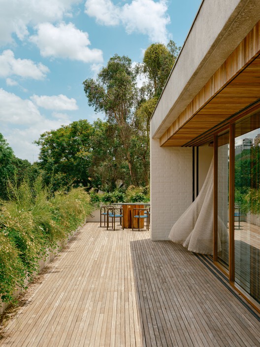 Jacarezinho II House / Felipe Hess Arquitetos Jacarezinho II House / Felipe Hess Arquitetos - Exterior Photography, Wood