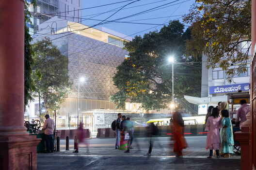 Snøhetta's Shanghai Grand Opera House and Foster + Partners' New Neighbourhood in Seoul: This Week’s Review - Image 24 of 24