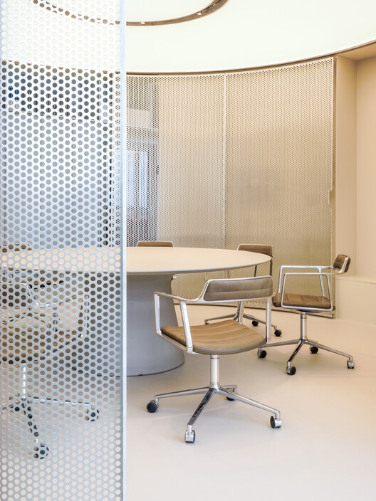 Design Hotels HQ  / RHO - Interior Photography, Bathroom, Chair