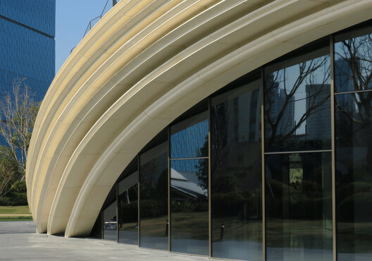 Paul Clemence Captures Heatherwick Studio's West Bund Orbit Along Shanghai's Huangpu River - Image 10 of 25