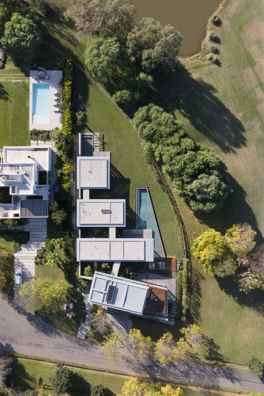 Courtyard House / Estudio Simbiosis - Image 6 of 30