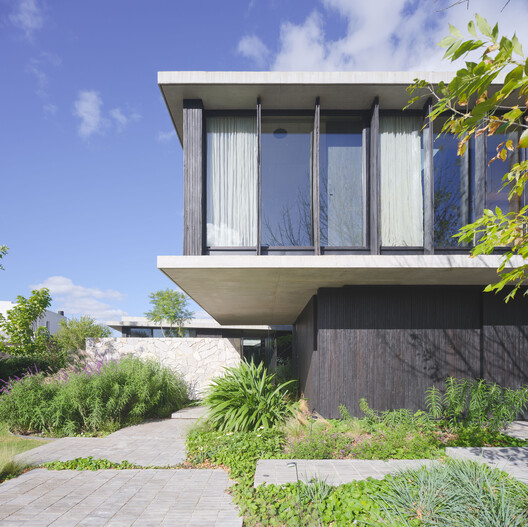 Courtyard House / Estudio Simbiosis - Exterior Photography