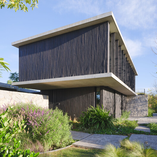 Courtyard House / Estudio Simbiosis - Exterior Photography