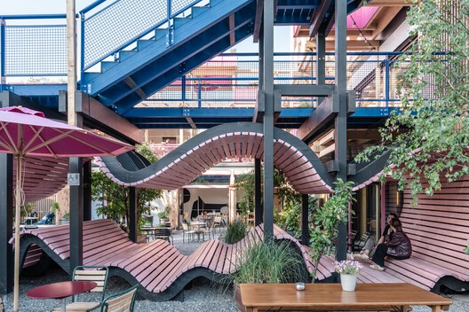 Remise Rosa Complex / Hello Wood Remise Rosa Complex / Hello Wood - Exterior Photography, Balcony
