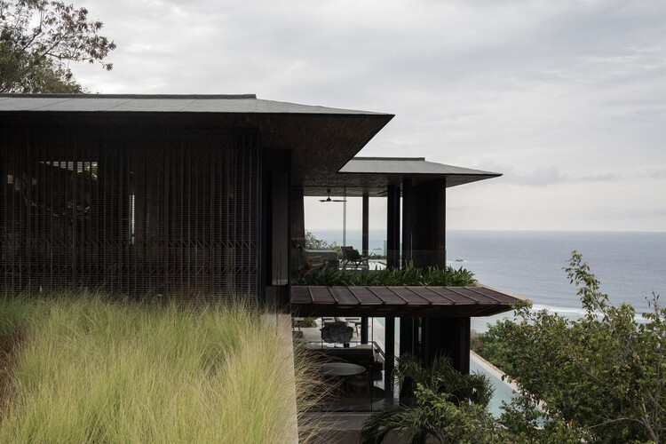 Casa Awasi / Caceres + Tous - Casas