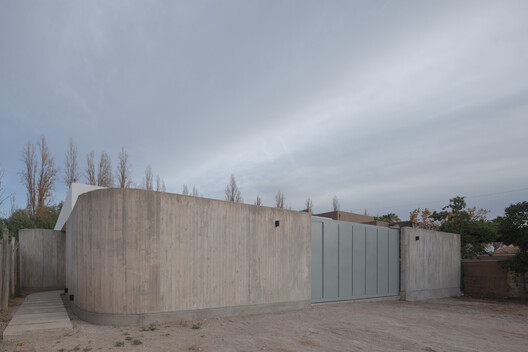 CCE House / ONA - Oficina Nómada de Arquitectura CCE House / ONA - Oficina Nómada de Arquitectura - Image 8 of 33