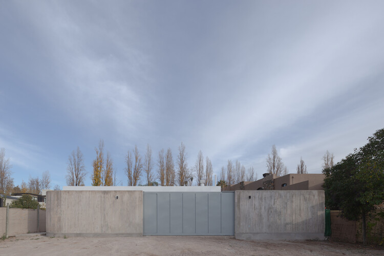 CCE House / ONA - Oficina Nómada de Arquitectura - Houses