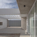 CCE House / ONA - Oficina Nómada de Arquitectura - Houses
