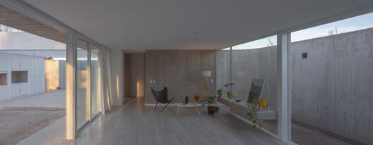 CCE House / ONA - Oficina Nómada de Arquitectura CCE House / ONA - Oficina Nómada de Arquitectura - Interior Photography, Wood, Concrete