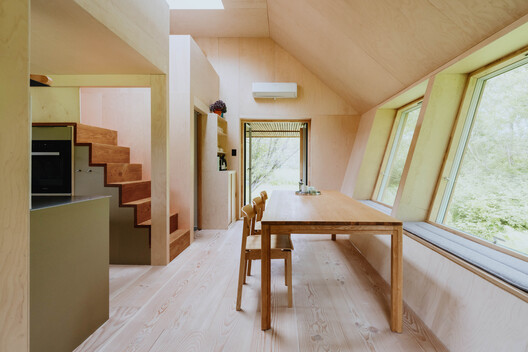 EcoNeo Summerhouse / SAGA Space Architects EcoNeo Summerhouse / SAGA Space Architects - Interior Photography, Wood, Lighting, Chair