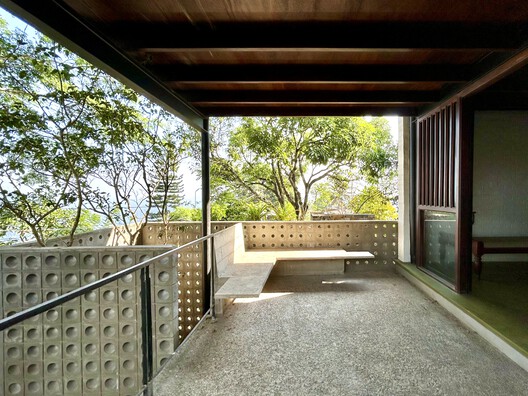 Primrose House / Robust Architecture Workshop - Image 10 of 21
