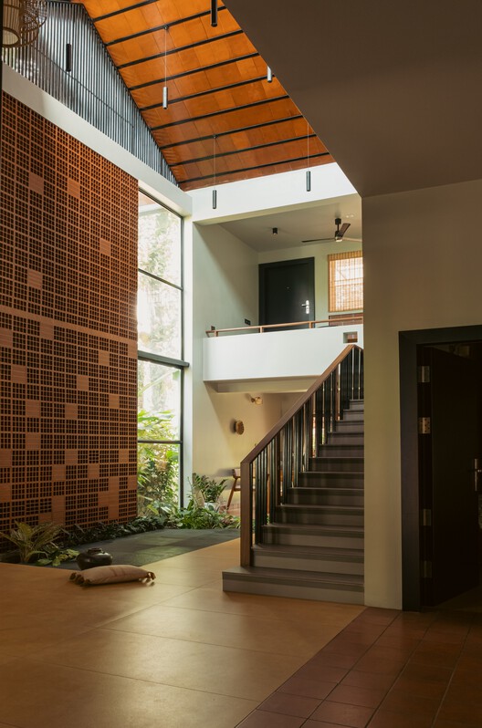 Antara Residence / Ark Architecture Studio Antara Residence / Ark Architecture Studio - Interior Photography, Wood, Lighting, Glass