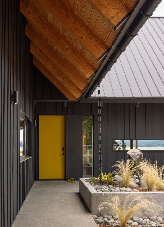 Dyes Inlet House / SHED Architecture & Design Dyes Inlet House / SHED Architecture & Design - Interior Photography