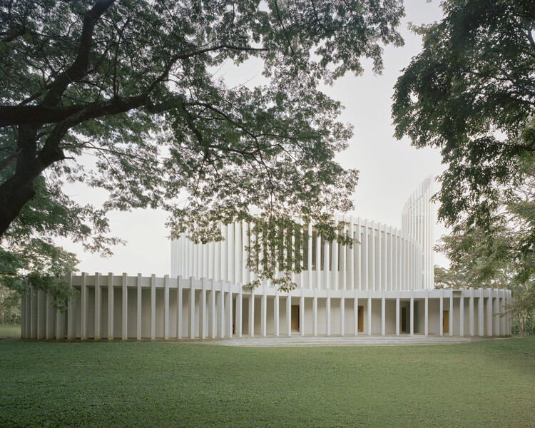 Santuário De La Salle / CAZA Architects - Imagem 4 de 37