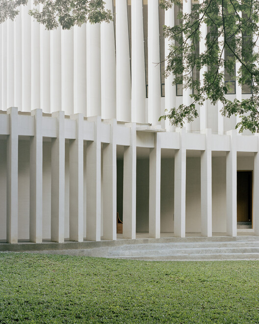Santuario De La Salle / CAZA Architects Santuario De La Salle / CAZA Architects - Image 10 of 37