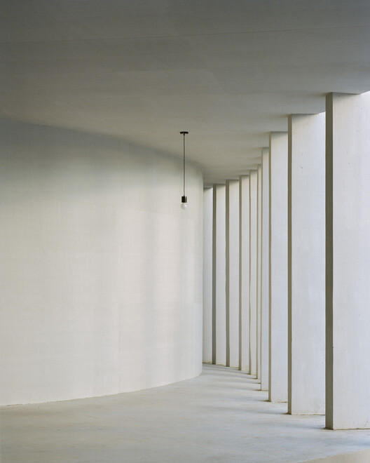 Santuario De La Salle / CAZA Architects Santuario De La Salle / CAZA Architects - Interior Photography, Concrete, Column