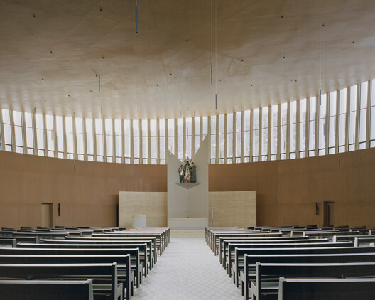 Santuario De La Salle / CAZA Architects Santuario De La Salle / CAZA Architects - Image 22 of 37
