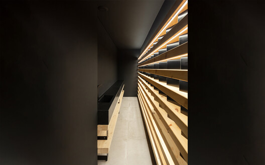 Condominium 4 Houses in Cascais / Humberto Conde Arquitectos Condominium 4 Houses in Cascais / Humberto Conde Arquitectos - Image 17 of 33