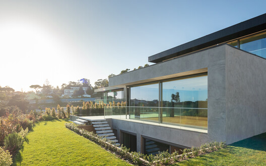 Condominium 4 Houses in Cascais / Humberto Conde Arquitectos Condominium 4 Houses in Cascais / Humberto Conde Arquitectos - Image 20 of 33