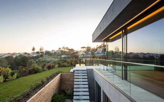 Condominium 4 Houses in Cascais / Humberto Conde Arquitectos Condominium 4 Houses in Cascais / Humberto Conde Arquitectos - Image 21 of 33