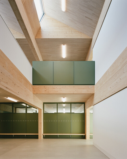 Primary School Wiesental / PENZISBETTINI Architekten Primary School Wiesental / PENZISBETTINI Architekten - Interior Photography, Wood