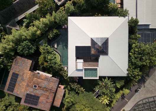 Villa Suki / Alexis Dornier Villa Suki / Alexis Dornier - Exterior Photography