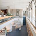 卢梭中学（Collège Rousseau）垂直扩建与翻新 / Burckhardt - 大学