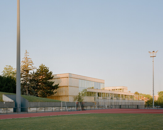 Rebecca Cheptegei Sports Hall, Pantin / Atelier Ramdam - Image 12 of 22