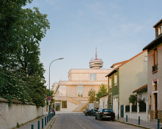 Rebecca Cheptegei Sports Hall, Pantin / Atelier Ramdam - Exterior Photography, Concrete