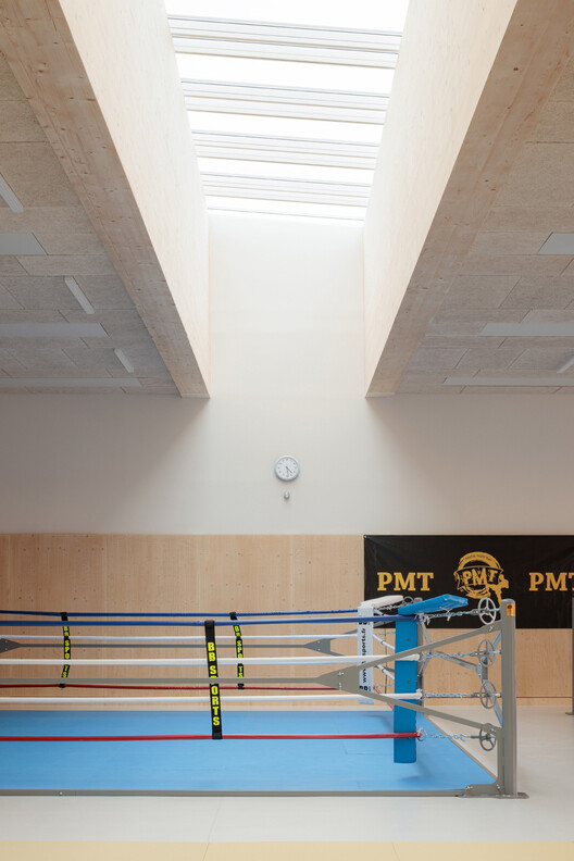 Rebecca Cheptegei Sports Hall, Pantin / Atelier Ramdam - Image 6 of 22