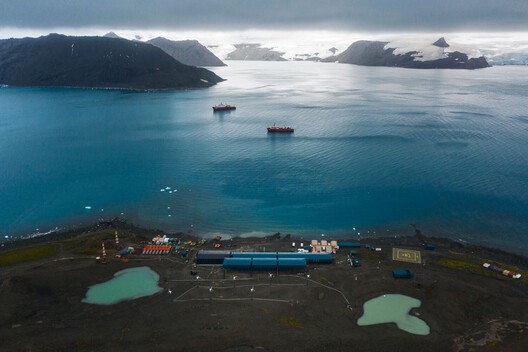 South of Everything: Architecture and Territorial Presence in Antarctica South of Everything: Architecture and Territorial Presence in Antarctica - Image 15 of 29