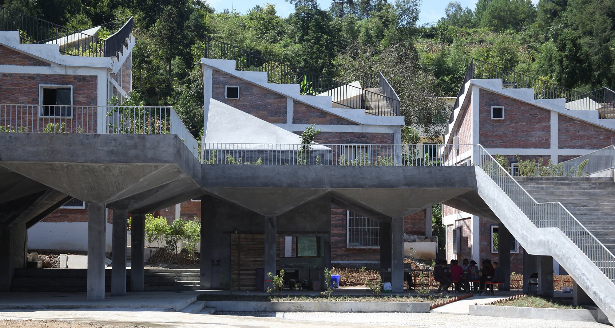 Zemětřesení změní způsob stavby: Modulární architektura jako cesta k odolnějším osadám