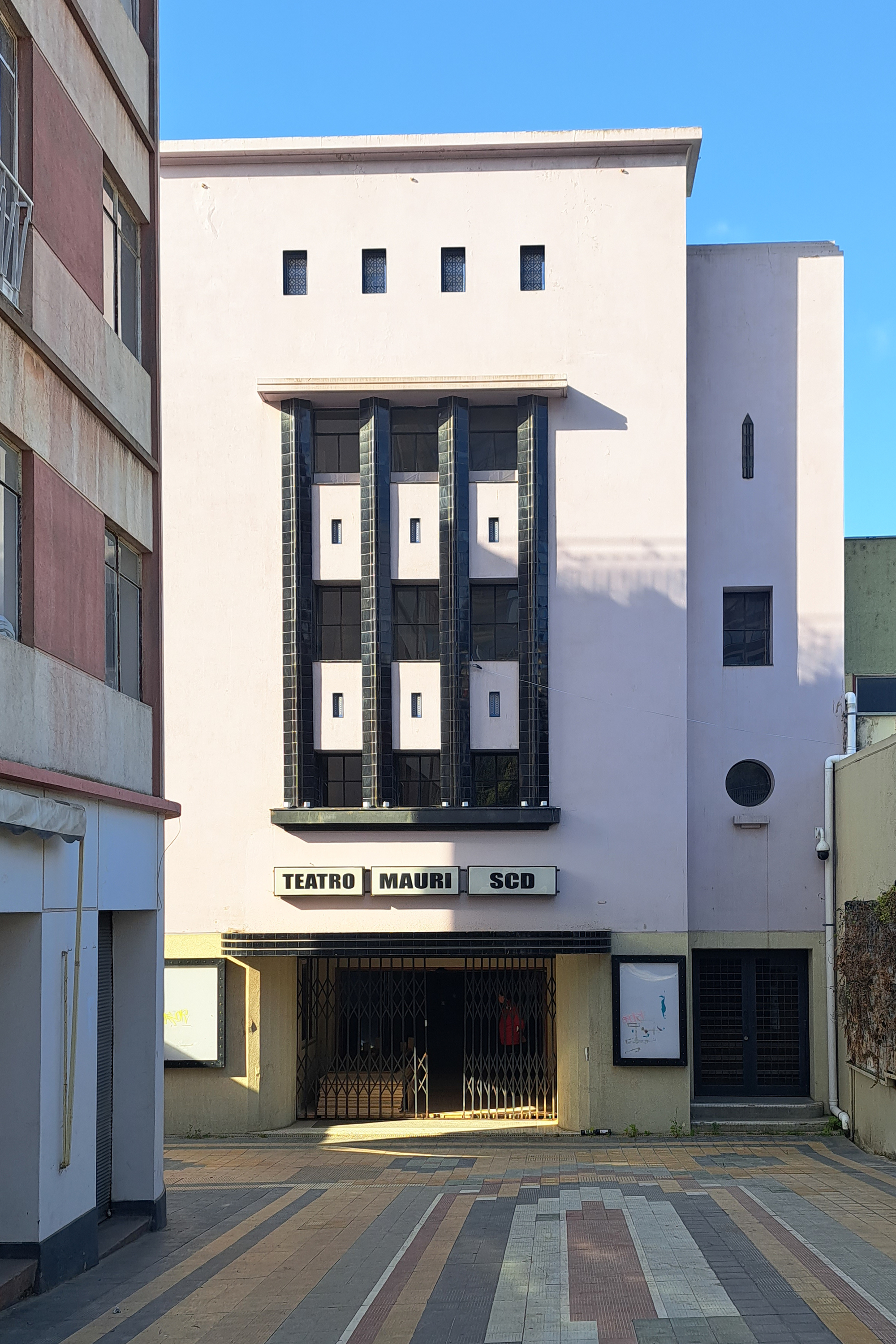 Фасад Teatro Mauri