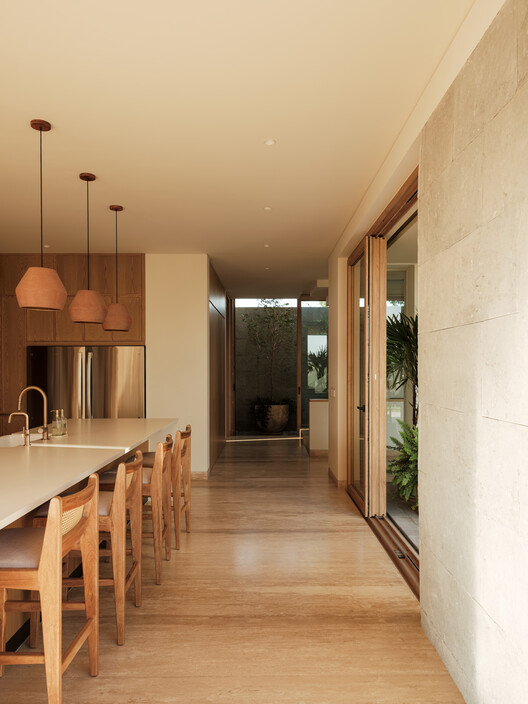 PR House / 0studio Arquitectura PR House / 0studio Arquitectura - Interior Photography, Wood, Door