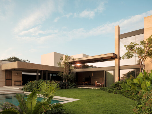 Naab House / Di Frenna Arquitectos Naab House / Di Frenna Arquitectos - Image 8 of 30