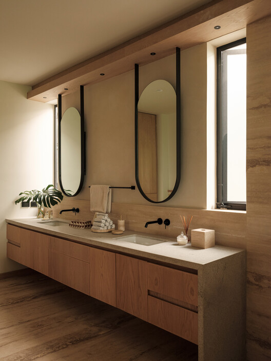 Naab House / Di Frenna Arquitectos Naab House / Di Frenna Arquitectos - Interior Photography, Bathroom, Wood, Sink, Countertop, Lighting
