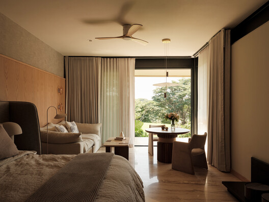 Naab House / Di Frenna Arquitectos Naab House / Di Frenna Arquitectos - Interior Photography, Wood, Lighting, Bedroom, Bed, Chair