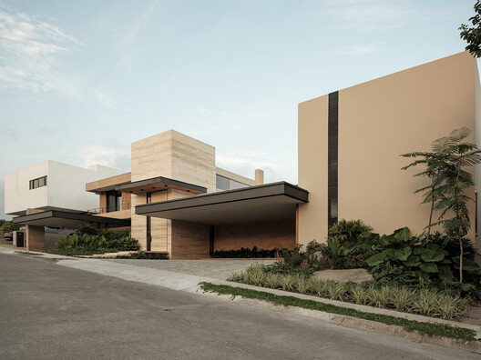 Naab House / Di Frenna Arquitectos Naab House / Di Frenna Arquitectos - Image 16 of 30