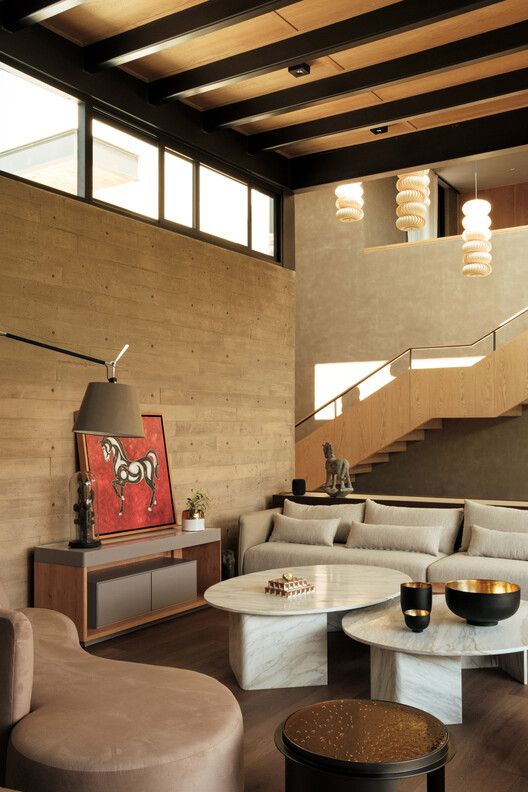 Naab House / Di Frenna Arquitectos Naab House / Di Frenna Arquitectos - Interior Photography, Living Room, Wood, Sofa, Lighting, Table
