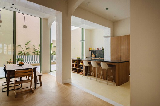 House Hotelito / FIVE OH FIVE House Hotelito / FIVE OH FIVE - Interior Photography, Wood, Lighting, Chair, Glass