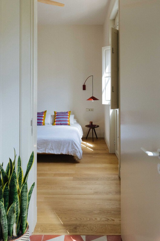 House Hotelito / FIVE OH FIVE House Hotelito / FIVE OH FIVE - Interior Photography, Bedroom, Wood, Lighting, Door