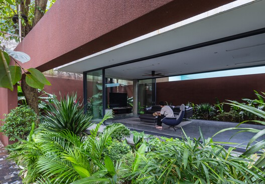 NB01 House / TNT Architecture - Interior Photography, Garden, Courtyard