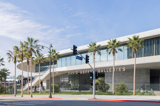 “Building a Swiss Watch Out of Concrete”: Clark Construction on LACMA’s David Geffen Galleries “Building a Swiss Watch Out of Concrete”: Clark Construction on LACMA’s David Geffen Galleries - Image 11 of 27