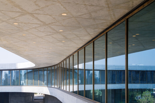 “Building a Swiss Watch Out of Concrete”: Clark Construction on LACMA’s David Geffen Galleries “Building a Swiss Watch Out of Concrete”: Clark Construction on LACMA’s David Geffen Galleries - Image 13 of 27
