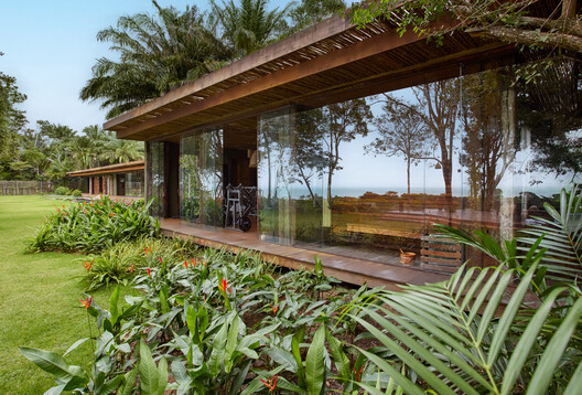 Roots House / Studio Gontijo Arquitetura - Image 9 of 34