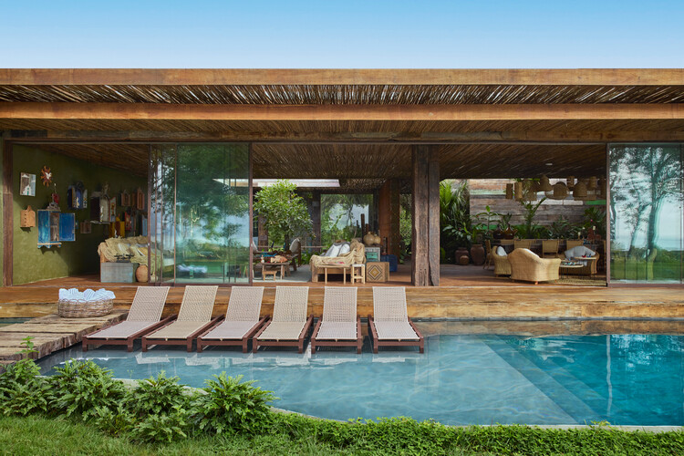 Roots House / Studio Gontijo Arquitetura - Houses