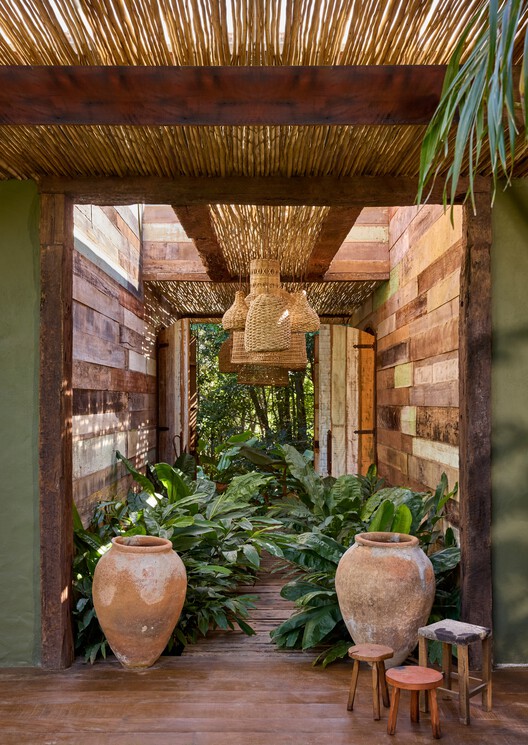 Roots House / Studio Gontijo Arquitetura - Interior Photography, Wood, Garden, Beam, Patio