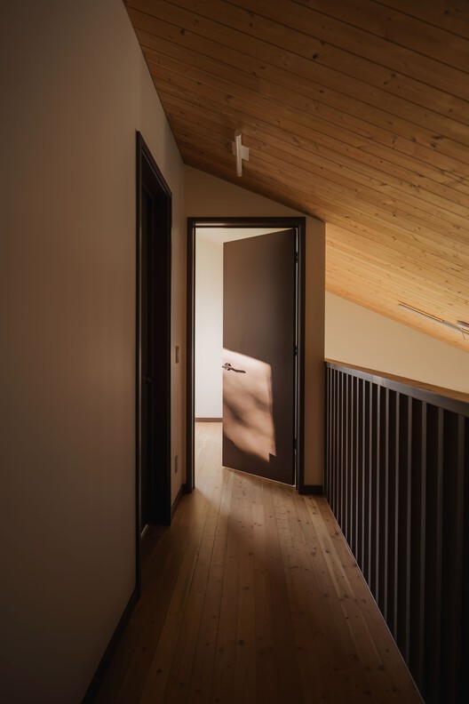 Wabamun Lake Cabin / Josh Kjenner Wabamun Lake Cabin / Josh Kjenner - Interior Photography, Wood