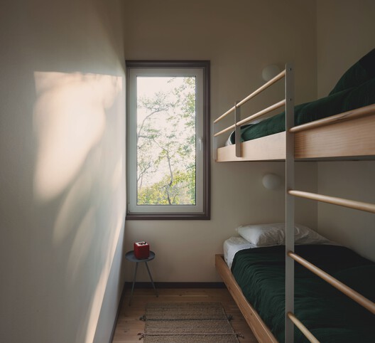 Wabamun Lake Cabin / Josh Kjenner Wabamun Lake Cabin / Josh Kjenner - Interior Photography, Bedroom, Wood, Bed, Chair